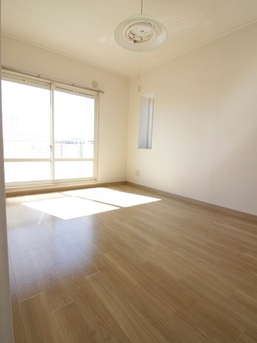 物件内観写真13　(居室)