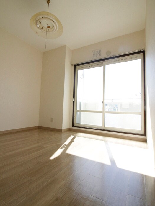 物件内観写真17　(居室)