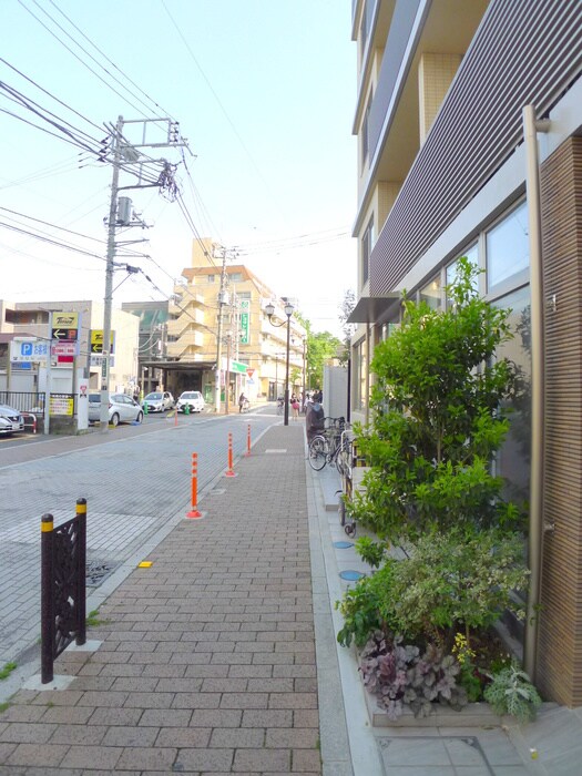 物件外観写真6　(周辺環境)