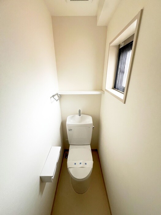 物件内観写真13　(トイレ)