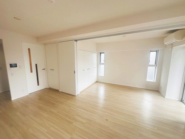 物件内観写真8　(居室)