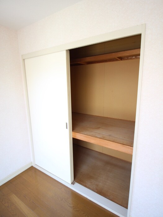 物件内観写真8　(収納)