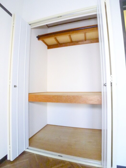 物件内観写真11　(収納)