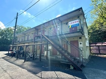 南野ハイツE号棟の外観写真