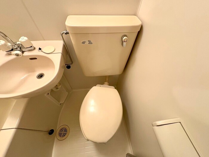 物件内観写真9　(トイレ)