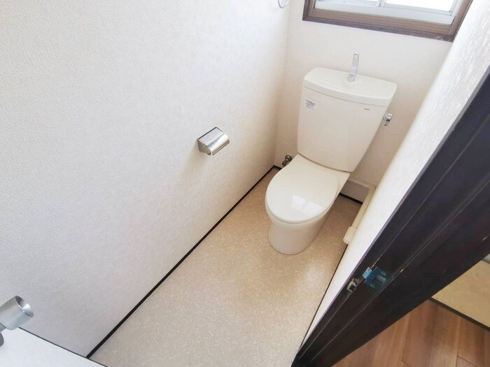 物件内観写真12　(トイレ)
