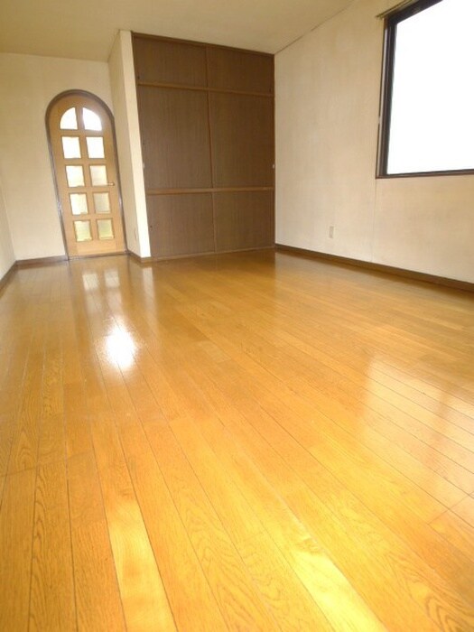 物件内観写真6　(居室)