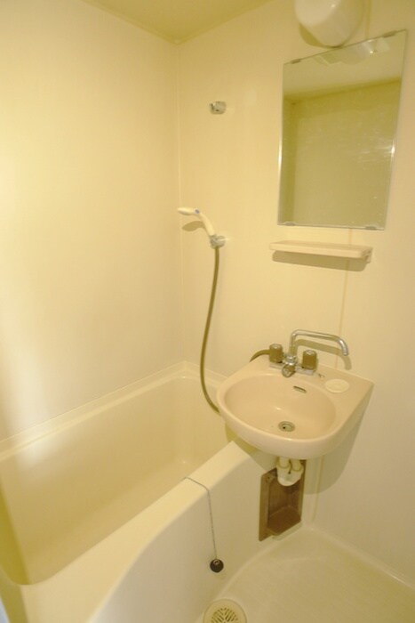 物件内観写真8　(バス／シャワールーム等)