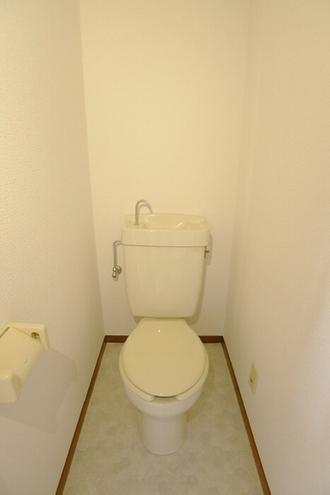 物件内観写真10　(トイレ)