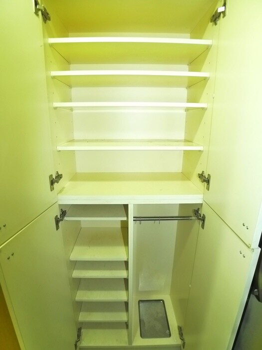 物件内観写真9　(靴箱)