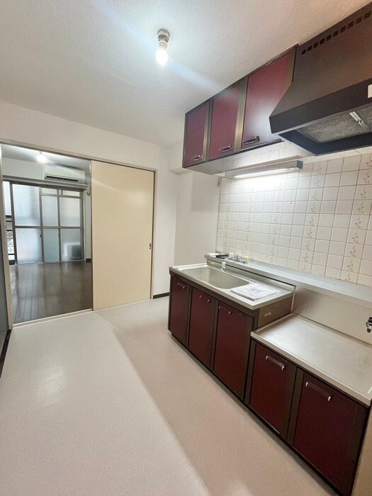 物件内観写真8　(居室)