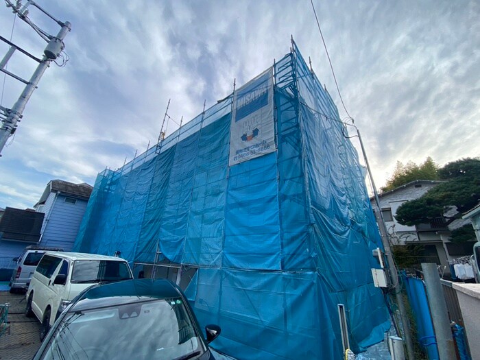 物件外観写真1　(建築中)