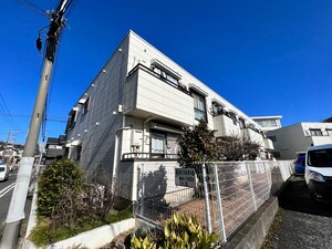 ドエル大倉山１外観写真