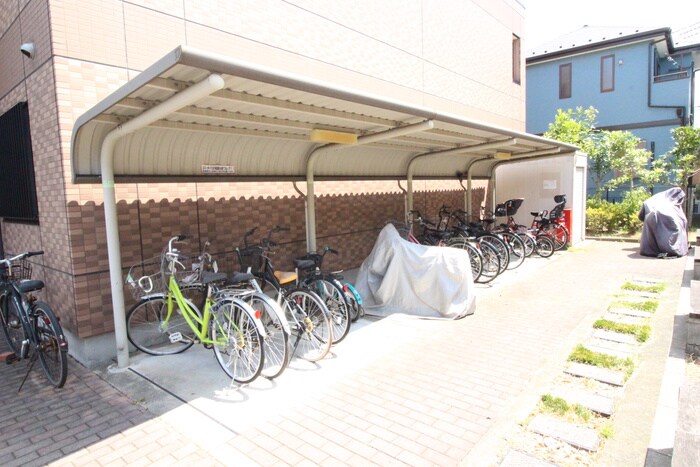 物件外観写真5　(駐輪場)