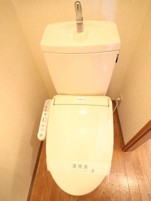 物件内観写真14　(トイレ)