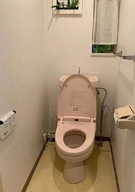 物件内観写真8　(トイレ)