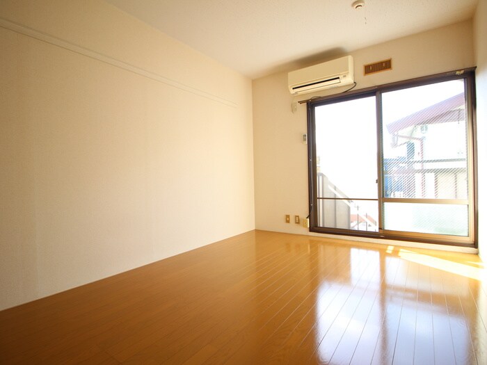 物件内観写真13　(居室)