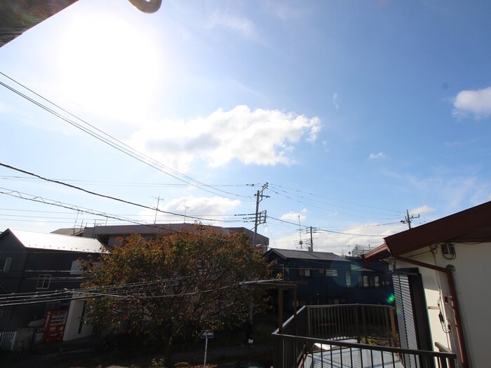 物件内観写真16　(室内からの展望)