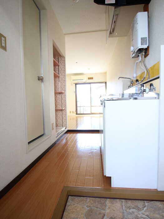 物件内観写真19　(廊下)