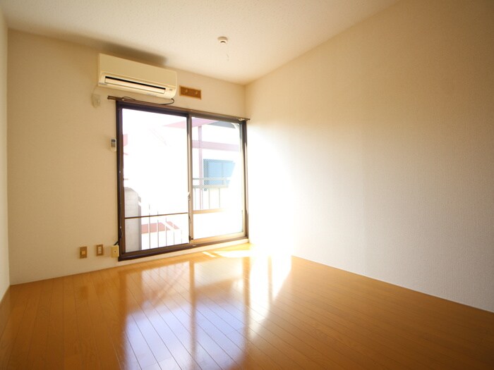 物件内観写真21　(居室)