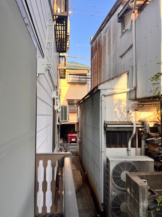 物件内観写真17　(室内からの展望)