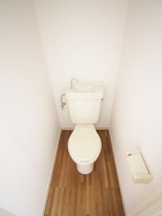 物件内観写真13　(トイレ)