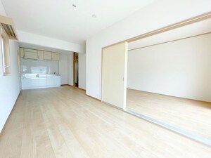 スリーエイトD棟外観写真