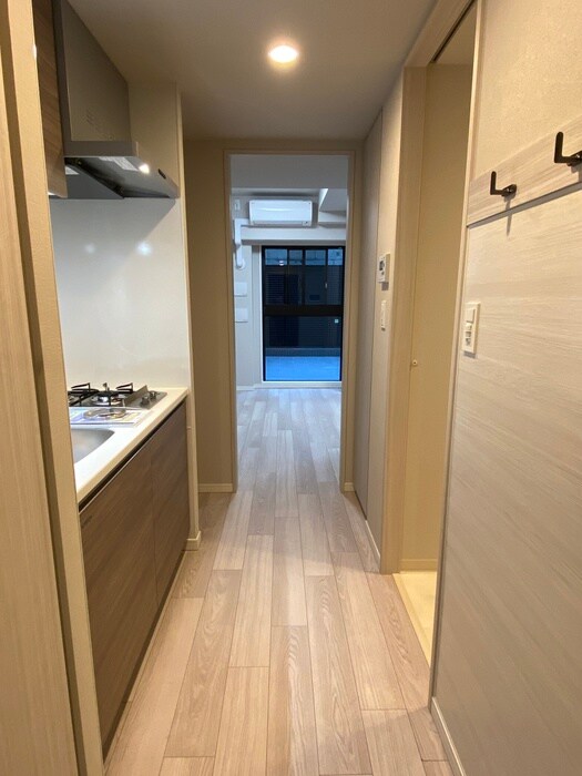 物件内観写真11　(廊下)