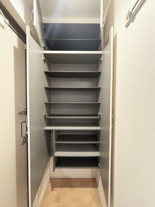 物件内観写真19　(靴箱)