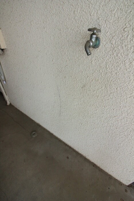 物件内観写真10　(洗濯機置場)