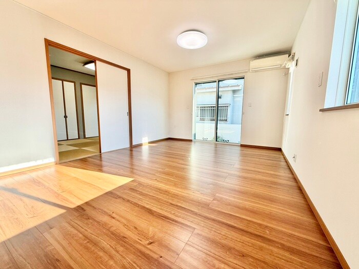 物件内観写真9　(居室)