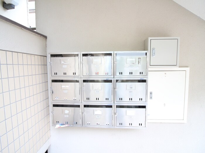 物件外観写真6　(建物設備)