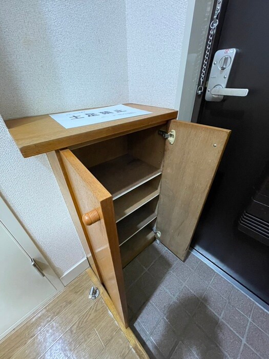 物件内観写真14　(靴箱)