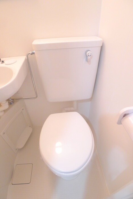 物件内観写真15　(トイレ)