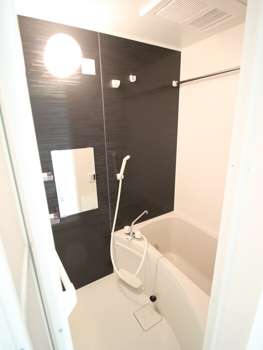 ピークウィル東四つ木のバス