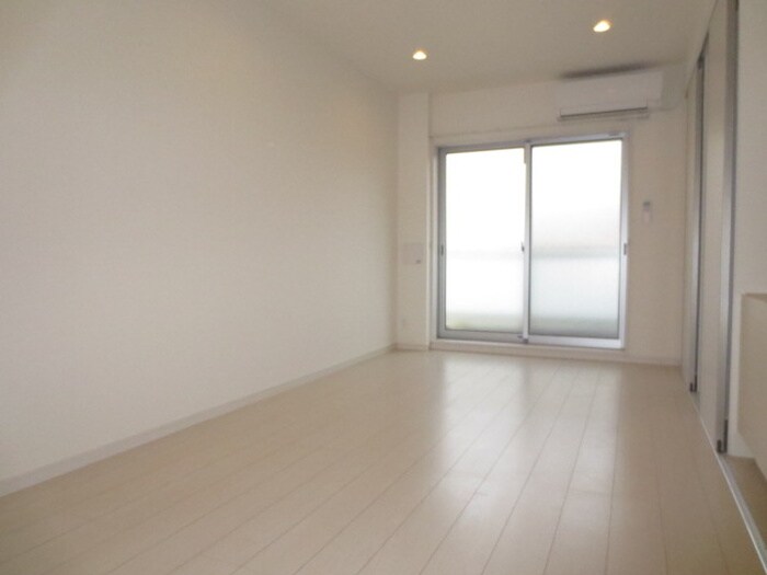 物件内観写真6　(居室)