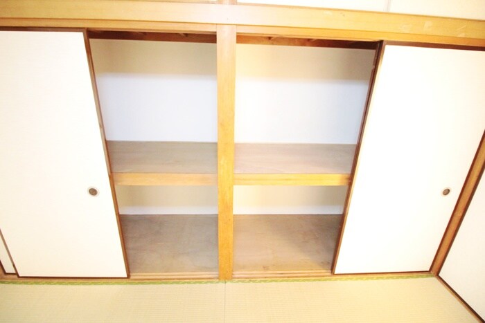 物件内観写真13　(収納)