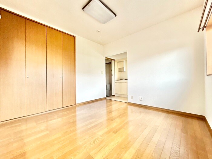 物件内観写真9　(居室)