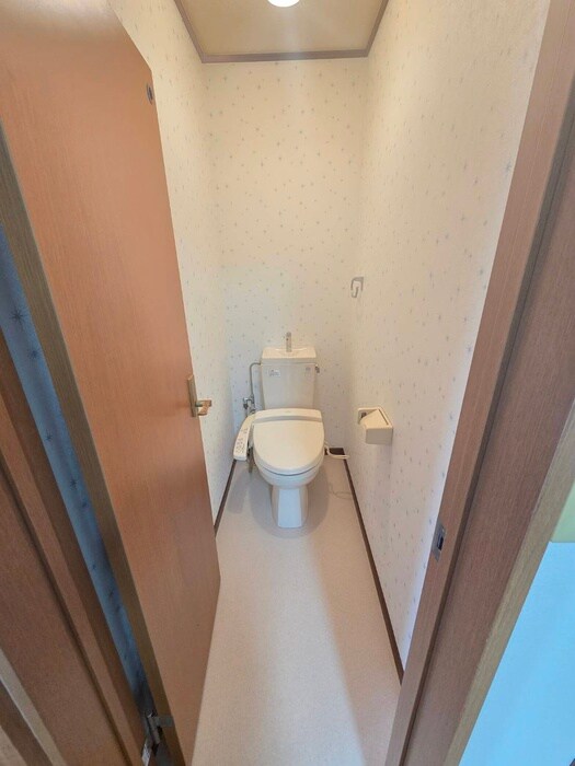 物件内観写真11　(トイレ)