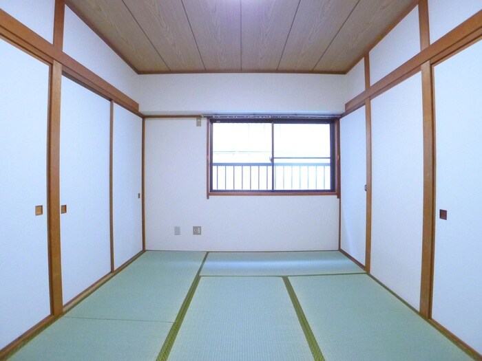 物件内観写真9　(居室)