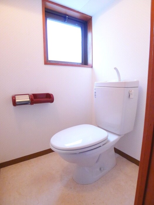 物件内観写真16　(トイレ)