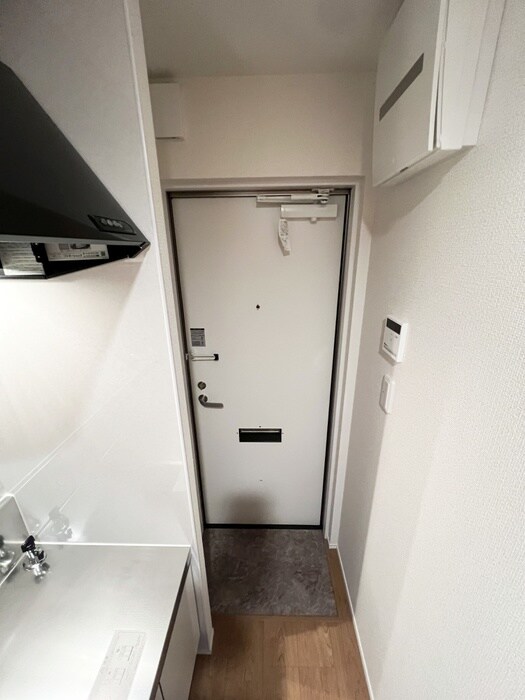 物件内観写真17　(玄関)