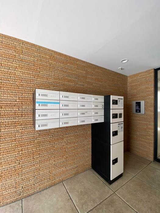 物件外観写真6　(建物設備)