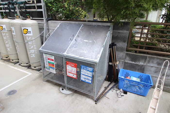 物件外観写真4　(建物設備)