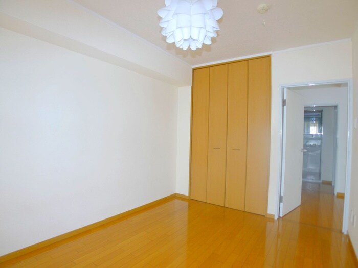 物件内観写真9　(居室)