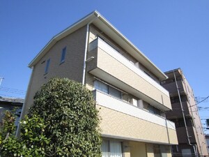 シャトル関谷外観写真