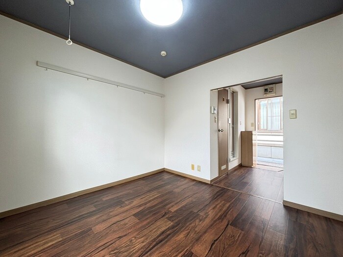 物件内観写真10　(居室)