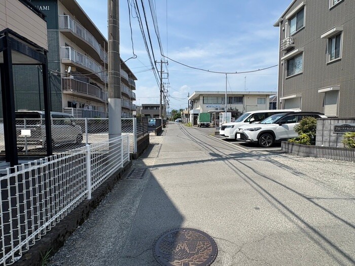 物件外観写真6　(周辺環境)