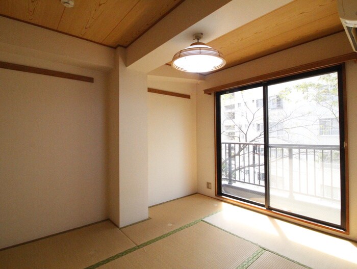 物件内観写真9　(居室)