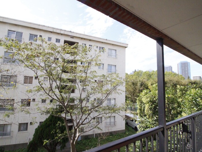 物件内観写真13　(室内からの展望)